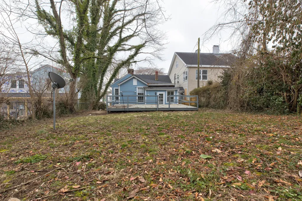 215 W Main Street Mt Sterling KY 40353