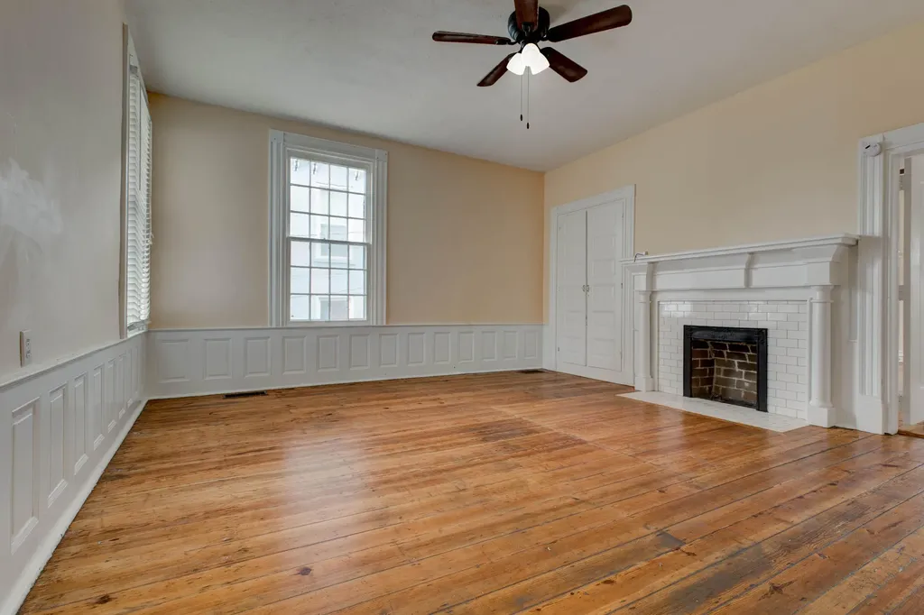 215 W Main Street Mt Sterling KY 40353