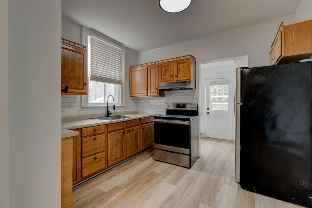 215 W Main Street Mt Sterling KY 40353