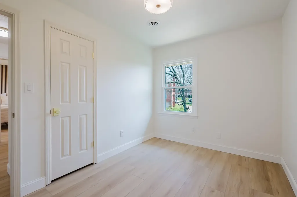 887 Jairus Drive Lexington KY 40515