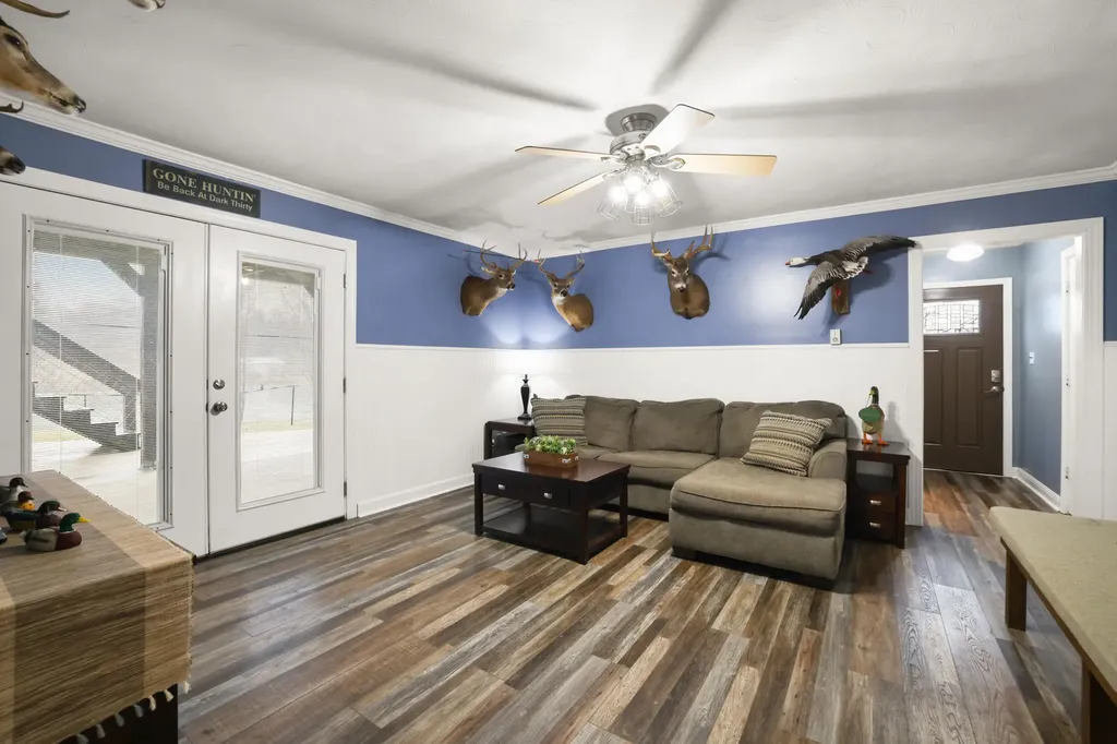 1031 Woodlake Drive Lawrenceburg KY 40342