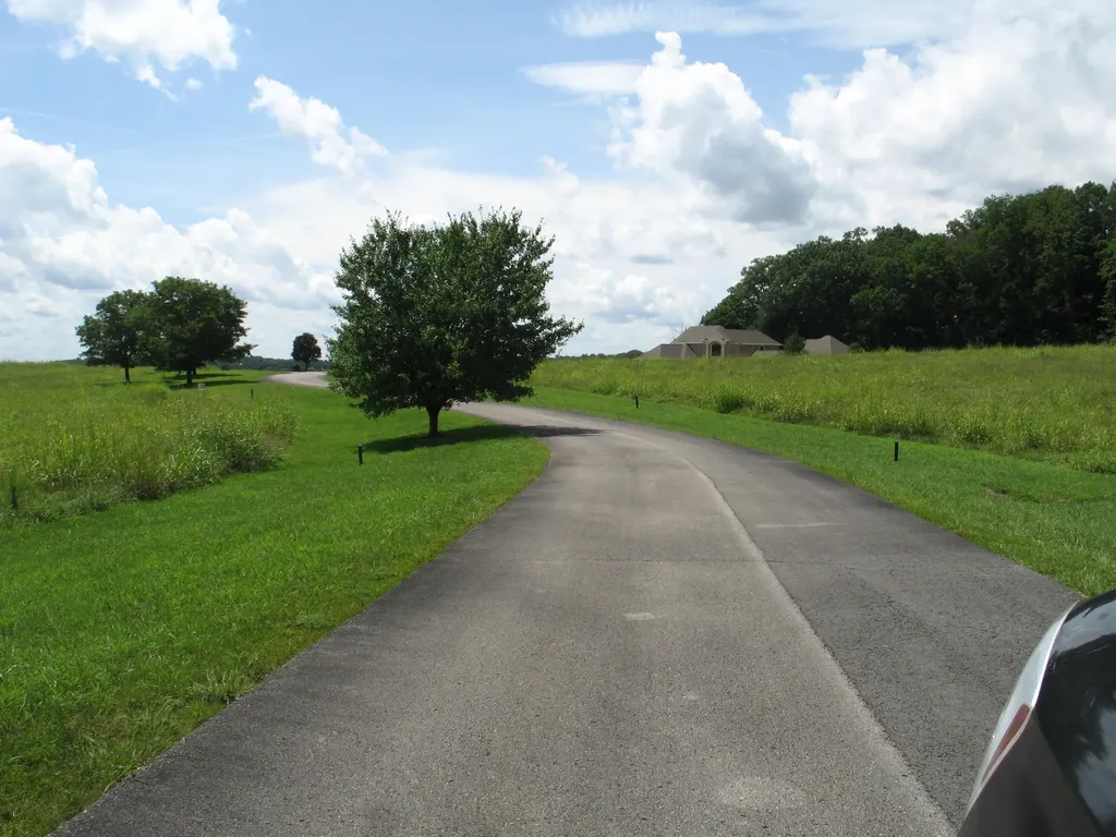 41 Beacon Street Russell Springs KY 42642