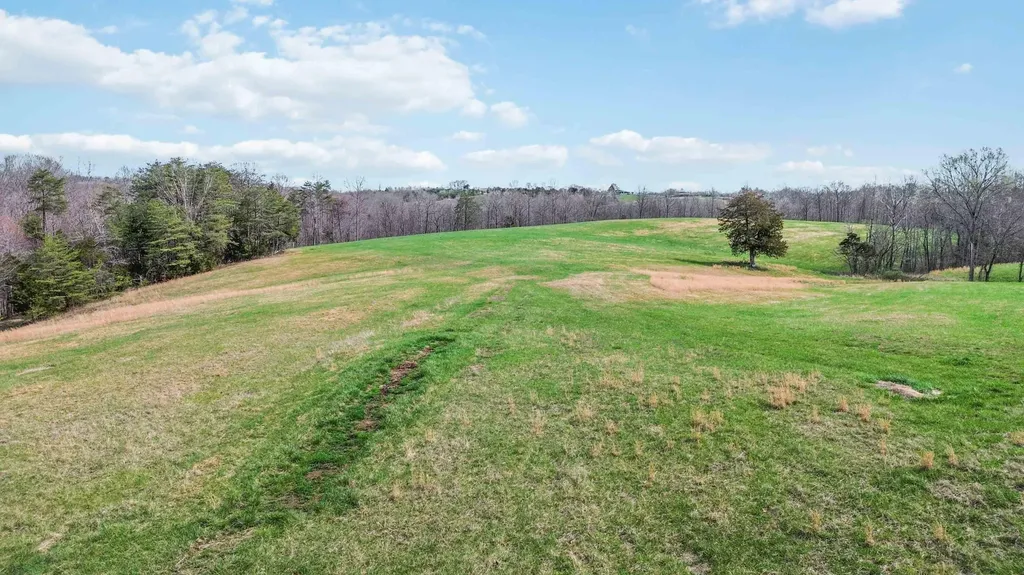 40-AC Trenton Court Nancy KY 42544