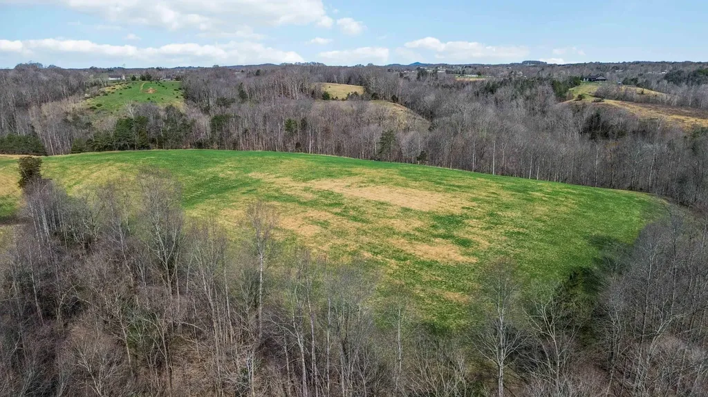 40-AC Trenton Court Nancy KY 42544
