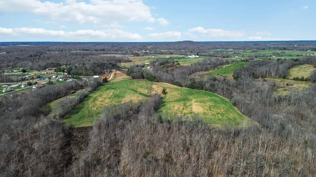 40-AC Trenton Court Nancy KY 42544
