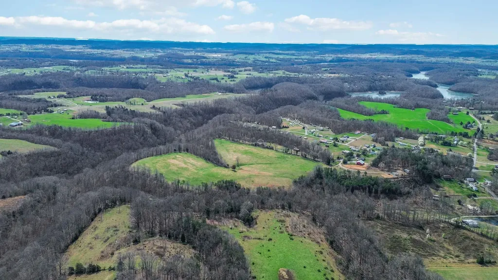 40-AC Trenton Court Nancy KY 42544