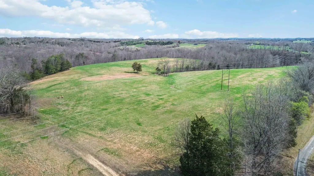 40-AC Trenton Court Nancy KY 42544