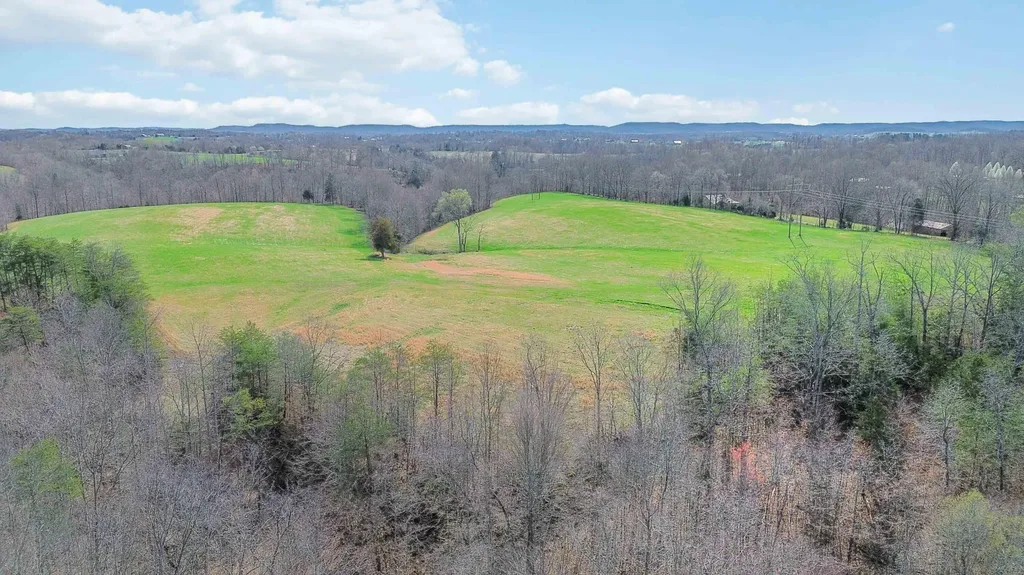 40-AC Trenton Court Nancy KY 42544