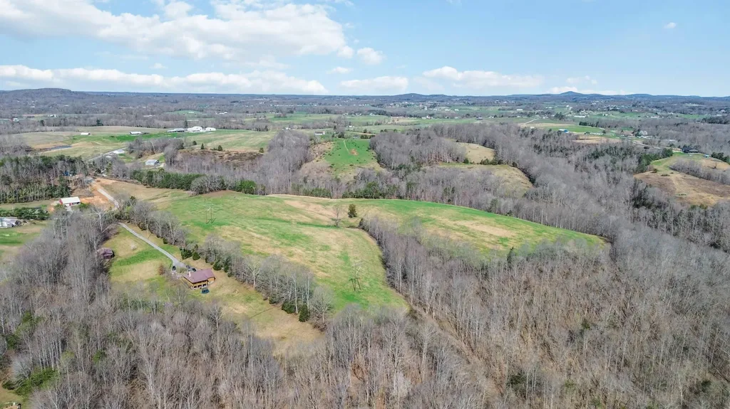 40-AC Trenton Court Nancy KY 42544