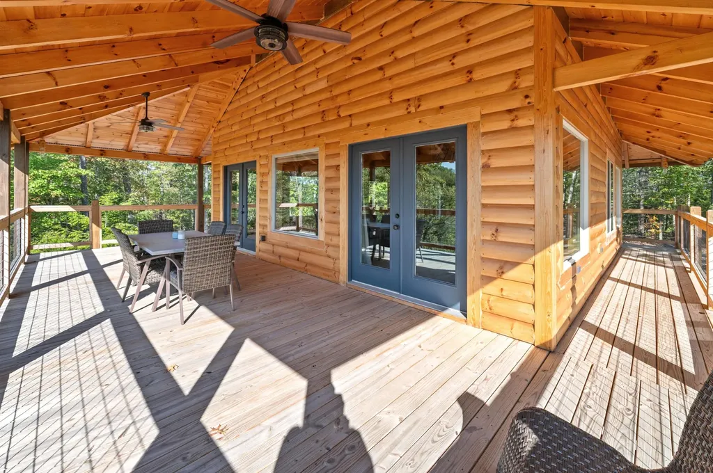 914 Forest View Drive Frenchburg KY 40322