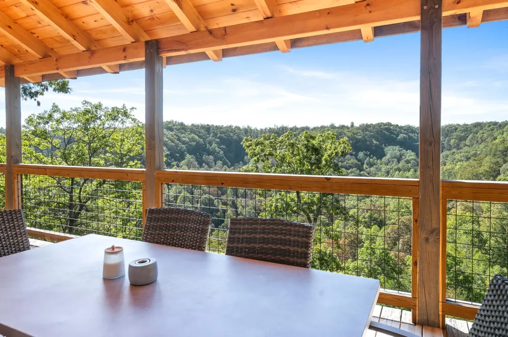 914 Forest View Drive Frenchburg KY 40322