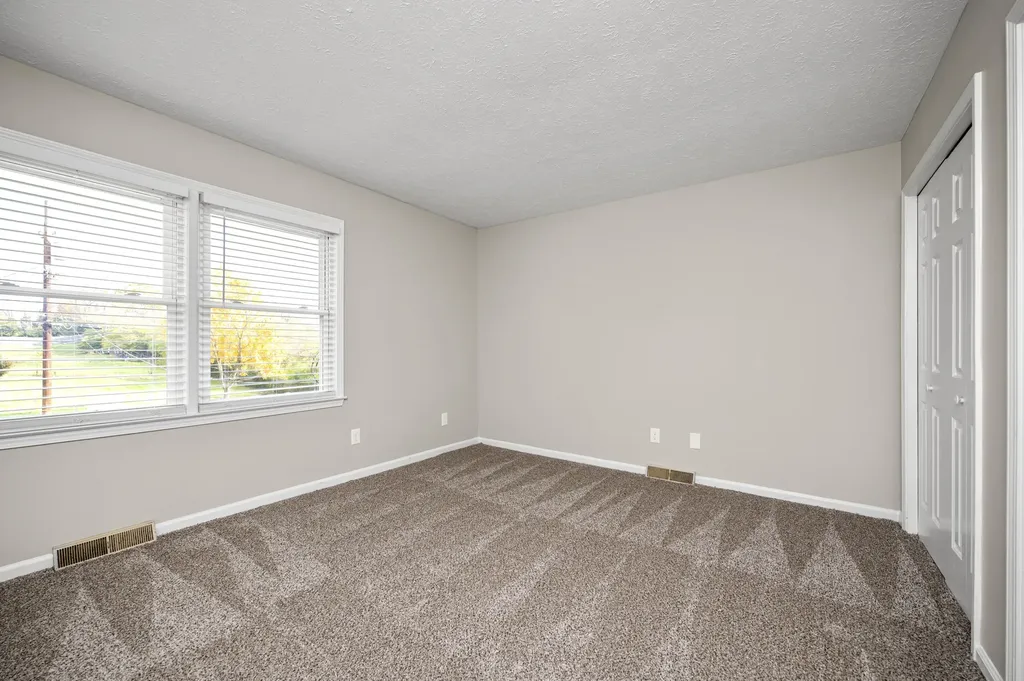 1205, 1207, 1209 Reva Ridge Way Lexington KY 40517