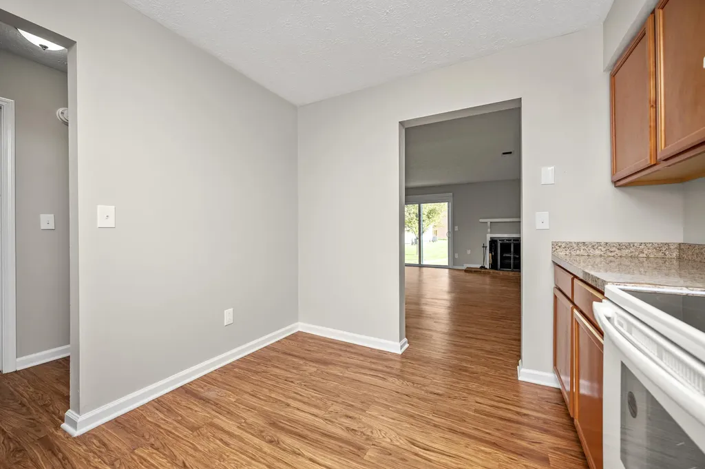 1205, 1207, 1209 Reva Ridge Way Lexington KY 40517