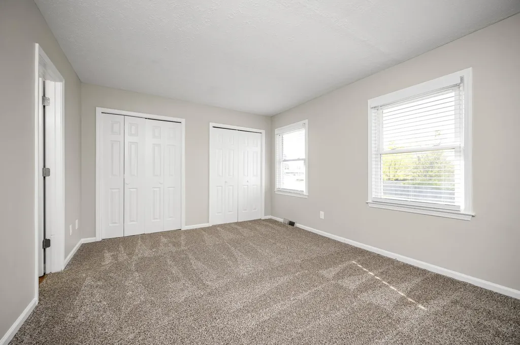 1205, 1207, 1209 Reva Ridge Lexington KY 40517