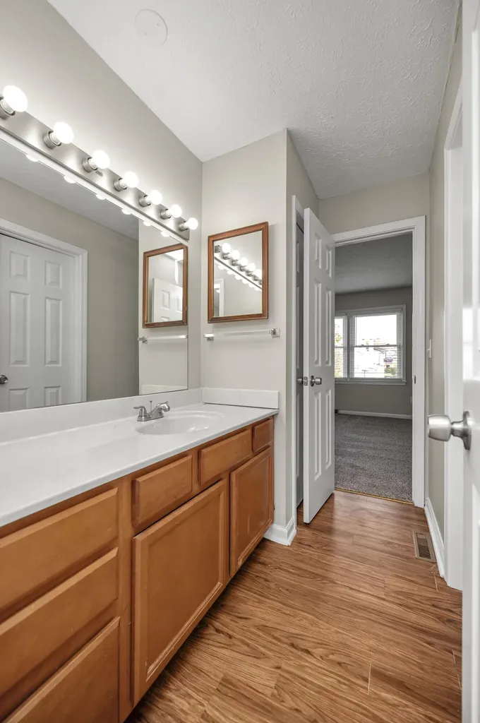 1205, 1207, 1209 Reva Ridge Lexington KY 40517