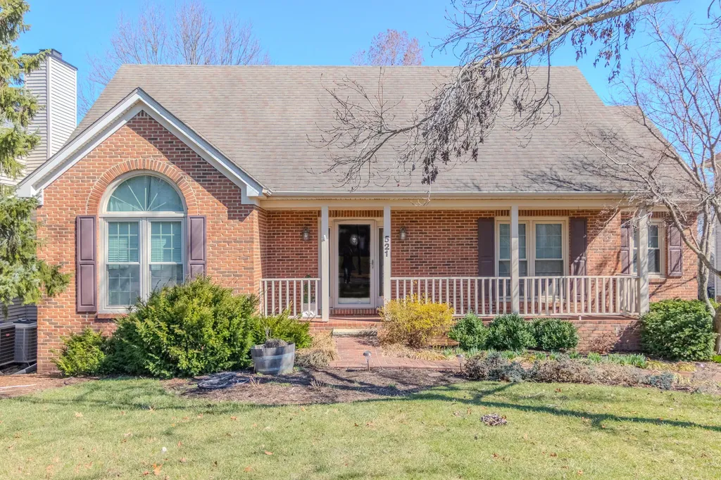 521 Ridgewater Court Lexington KY 40515