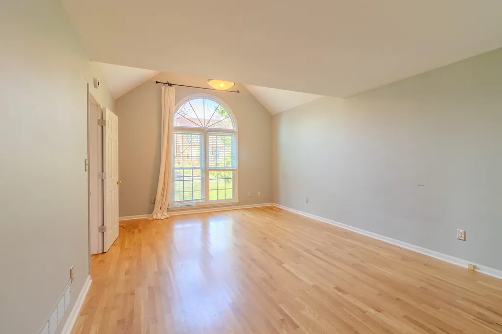 521 Ridgewater Court Lexington KY 40515