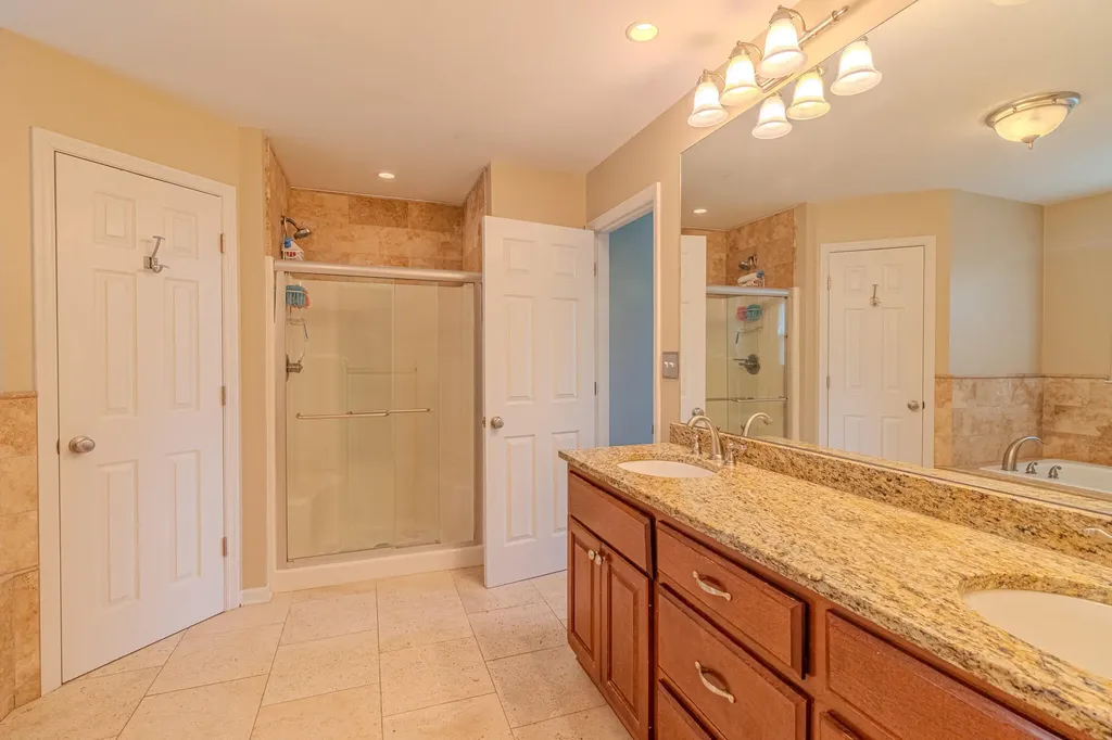 521 Ridgewater Court Lexington KY 40515