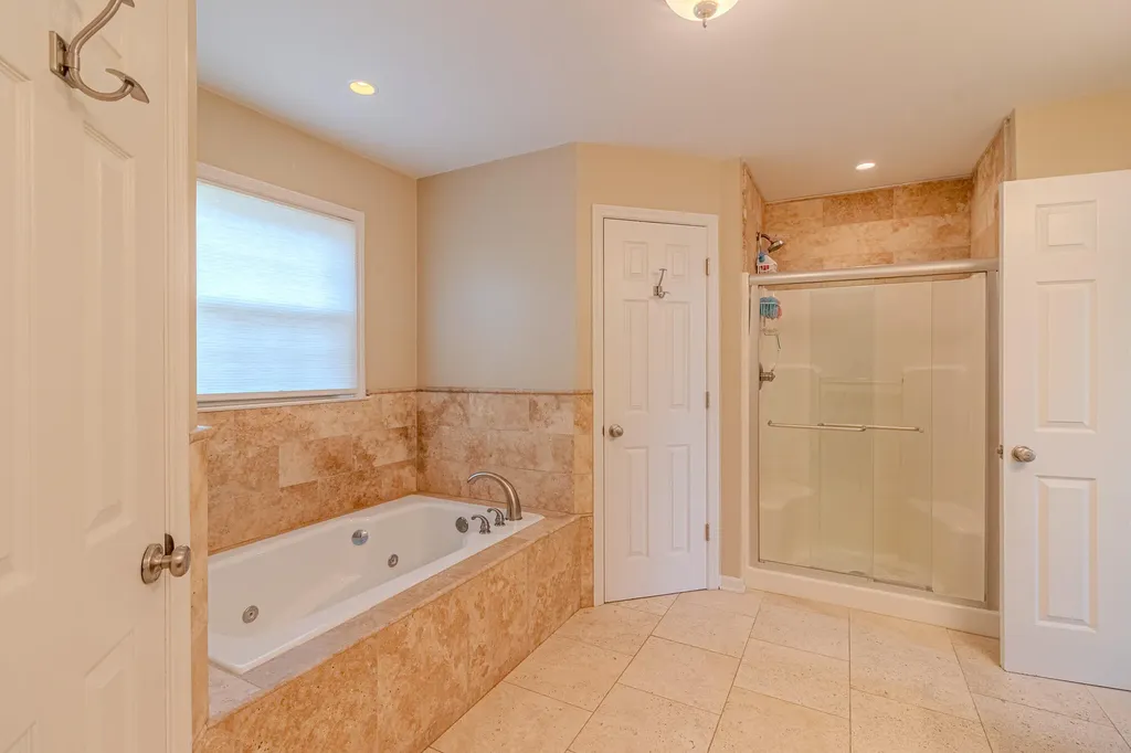 521 Ridgewater Court Lexington KY 40515