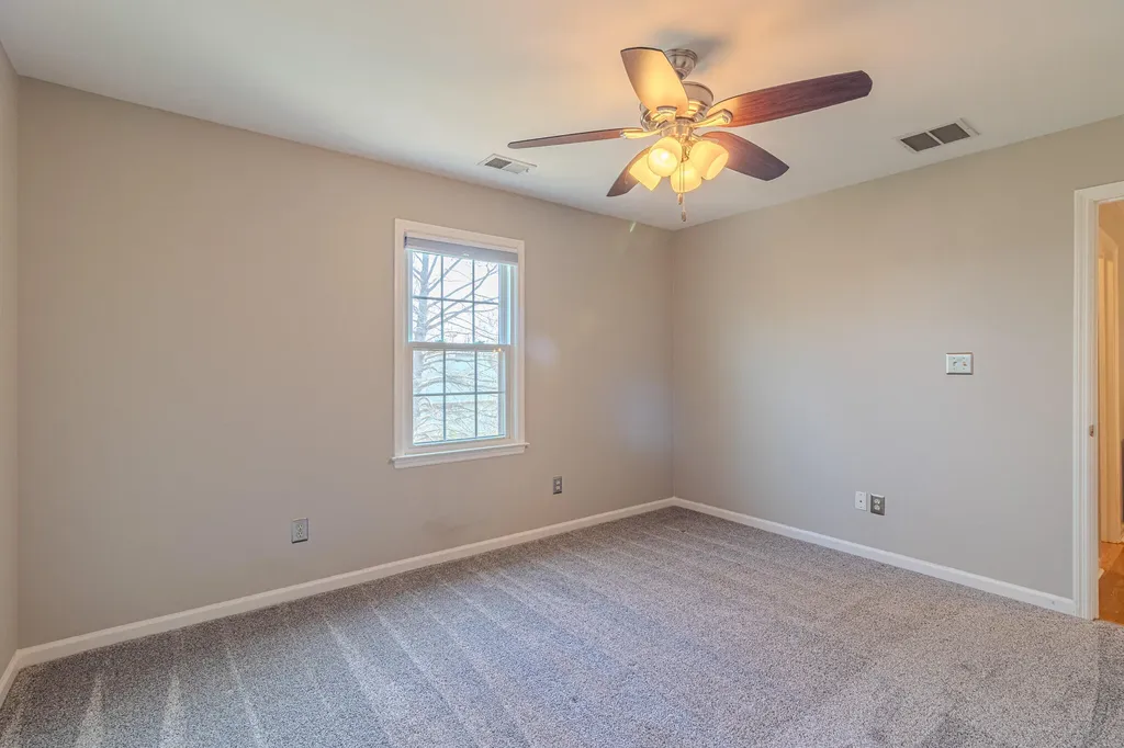 521 Ridgewater Court Lexington KY 40515