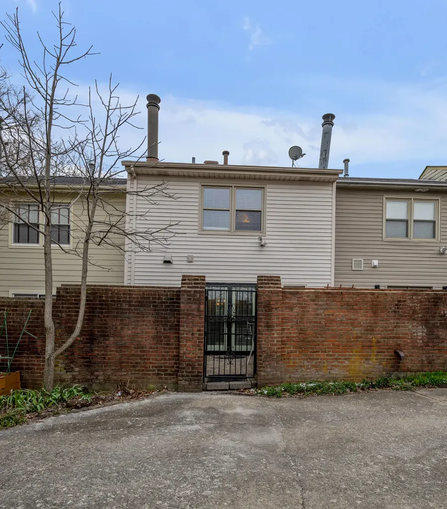 1 Mentelle Park Lexington KY 40502
