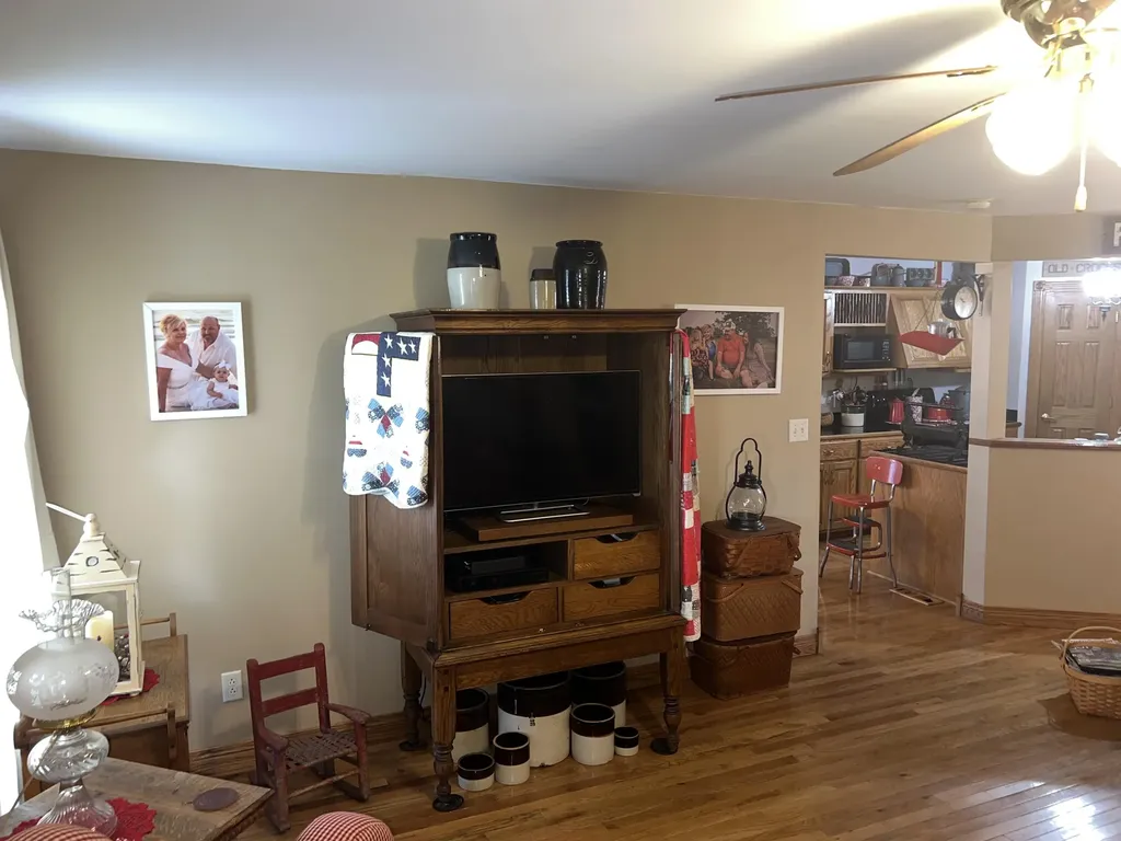 7295 NW Energy Road Ewing KY 41039
