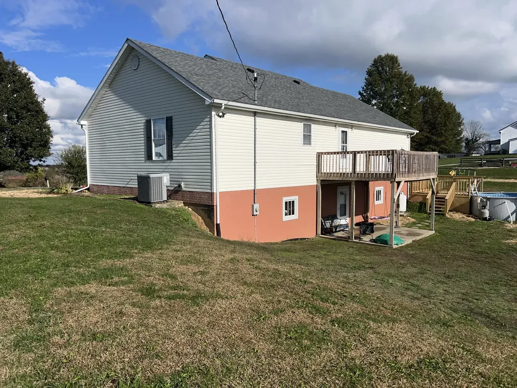 7295 NW Energy Road Ewing KY 41039