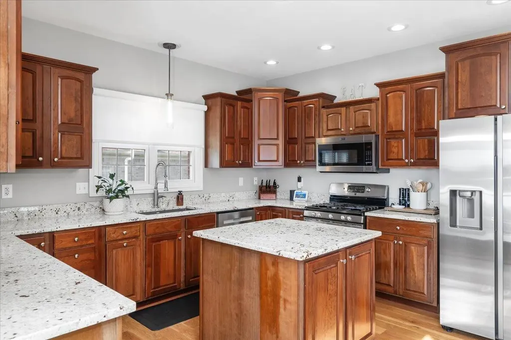 129 Birkdale Drive Georgetown KY 40324