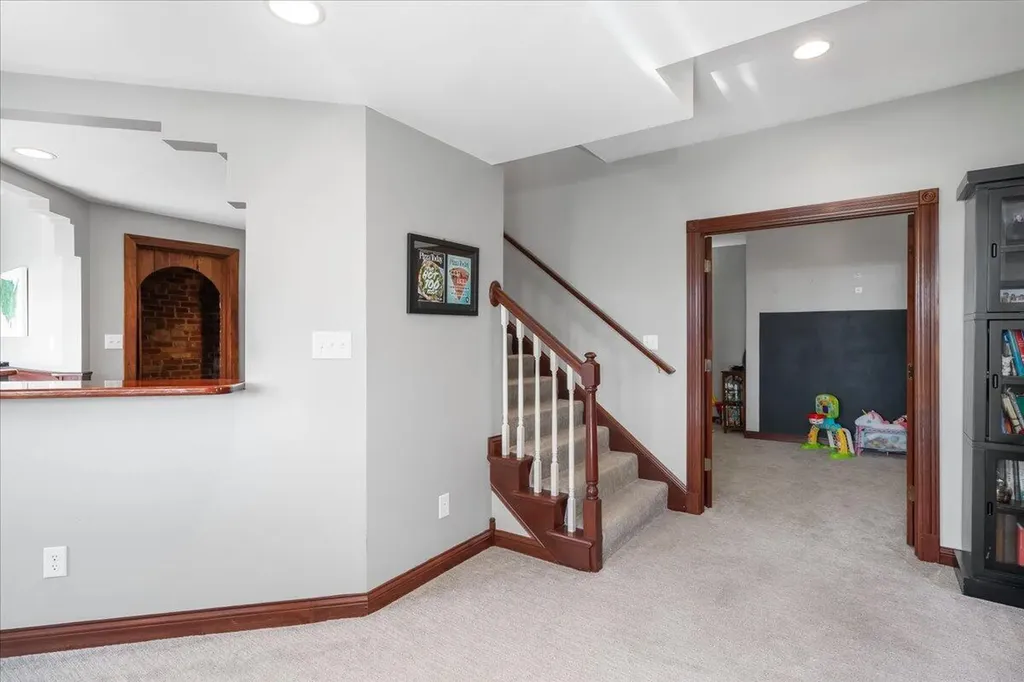 129 Birkdale Drive Georgetown KY 40324
