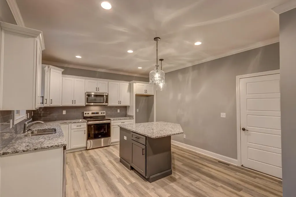126 Hickory Grove Court Georgetown KY 40324