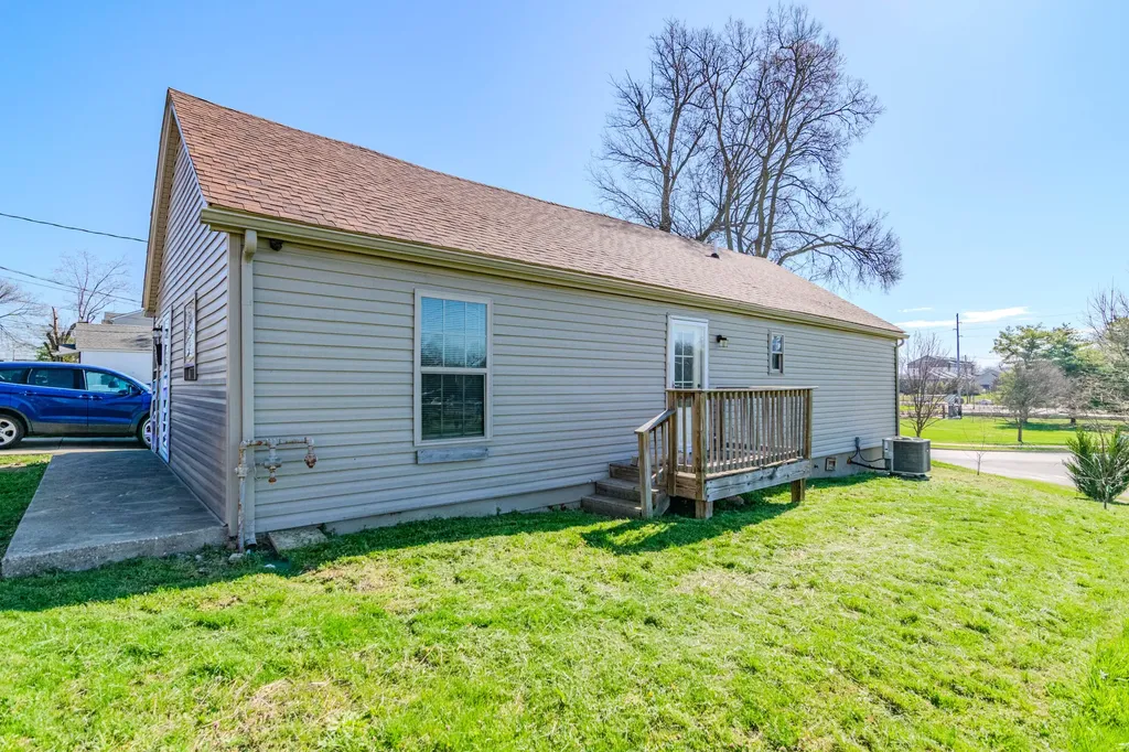 232 Warnock Street Lexington KY 40508