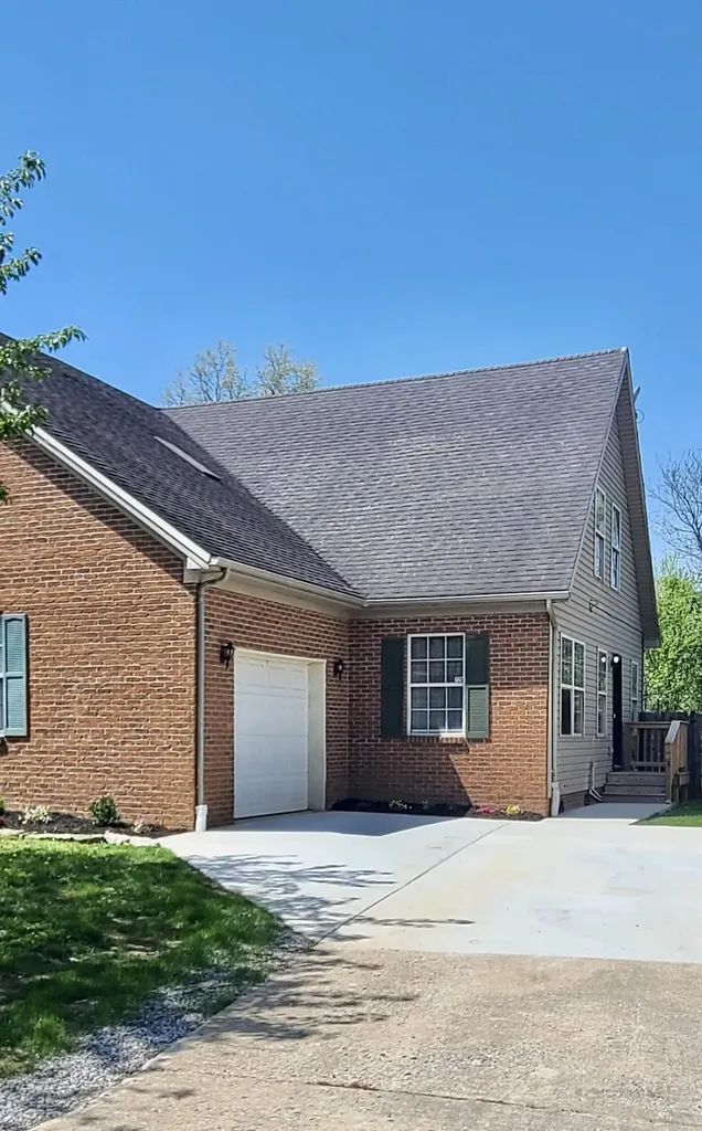 220 Tanbark Drive Georgetown KY 40324