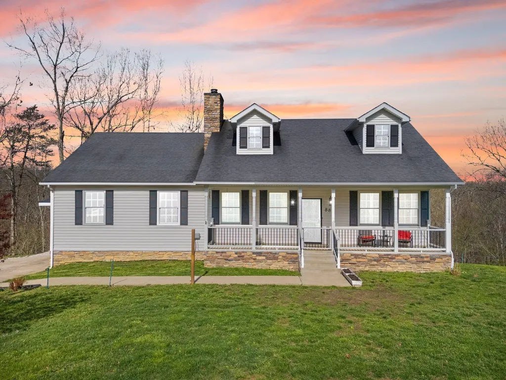 88 Hawkins Lane Clay City KY 40312