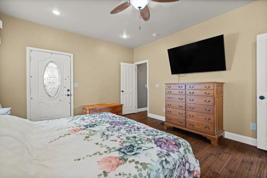 88 Hawkins Lane Clay City KY 40312