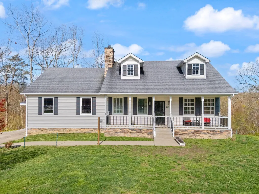 88 Hawkins Lane Clay City KY 40312