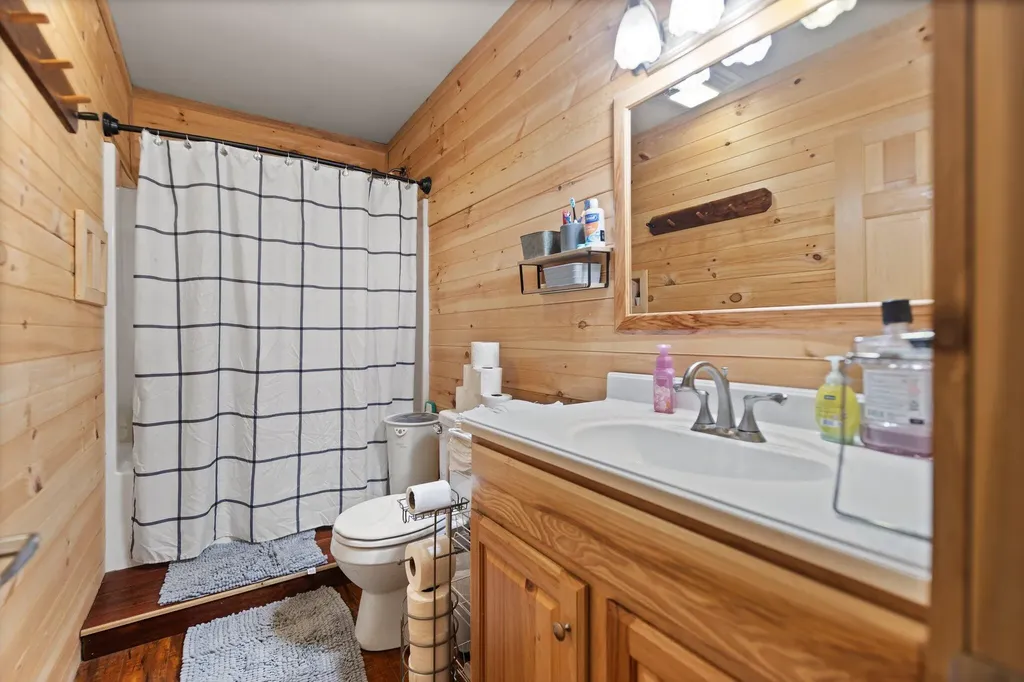 88 Hawkins Lane Clay City KY 40312