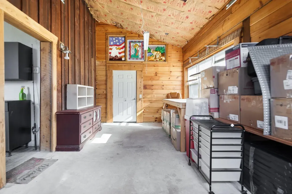 88 Hawkins Lane Clay City KY 40312