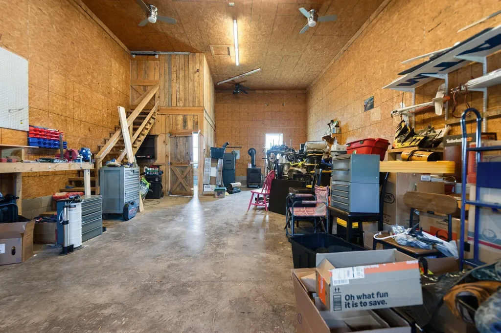 88 Hawkins Lane Clay City KY 40312