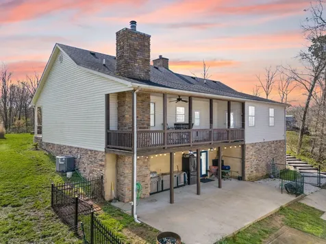 88 Hawkins Lane Clay City KY 40312