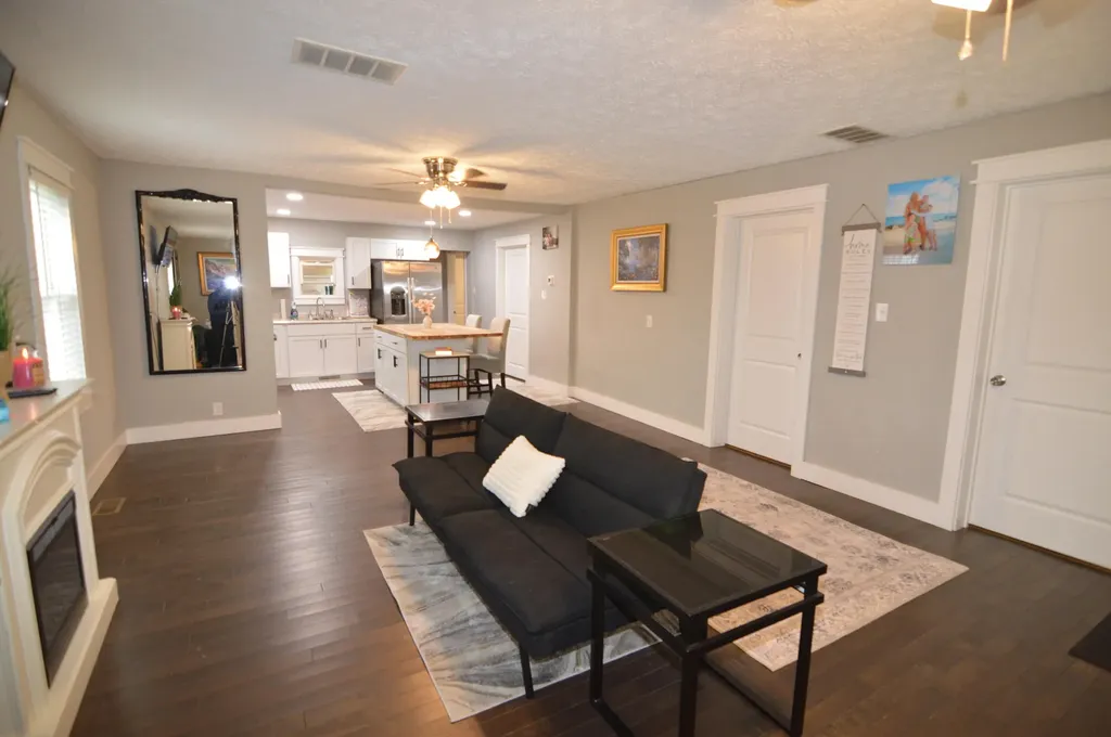 1278 Elm Fork Road Nicholasville KY 40356