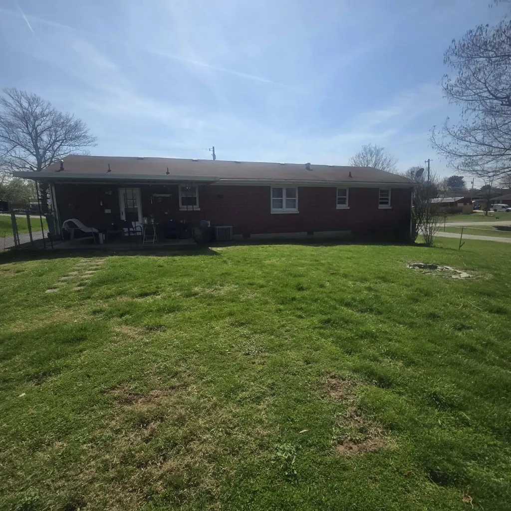 523 Perkins Avenue Danville KY 40422