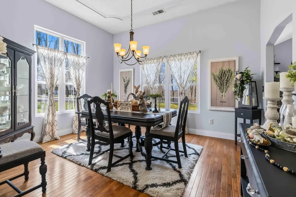398 Carriage Lane Jamestown KY 42629