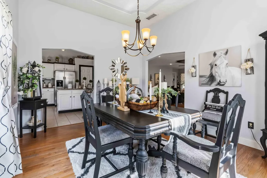 398 Carriage Lane Jamestown KY 42629