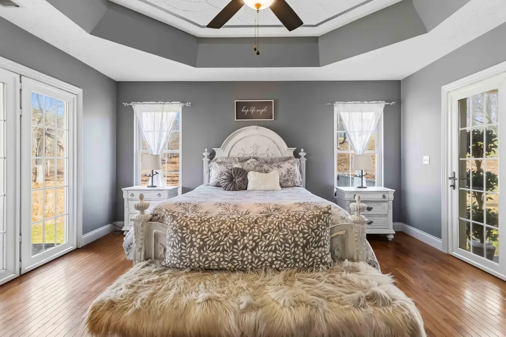 398 Carriage Lane Jamestown KY 42629