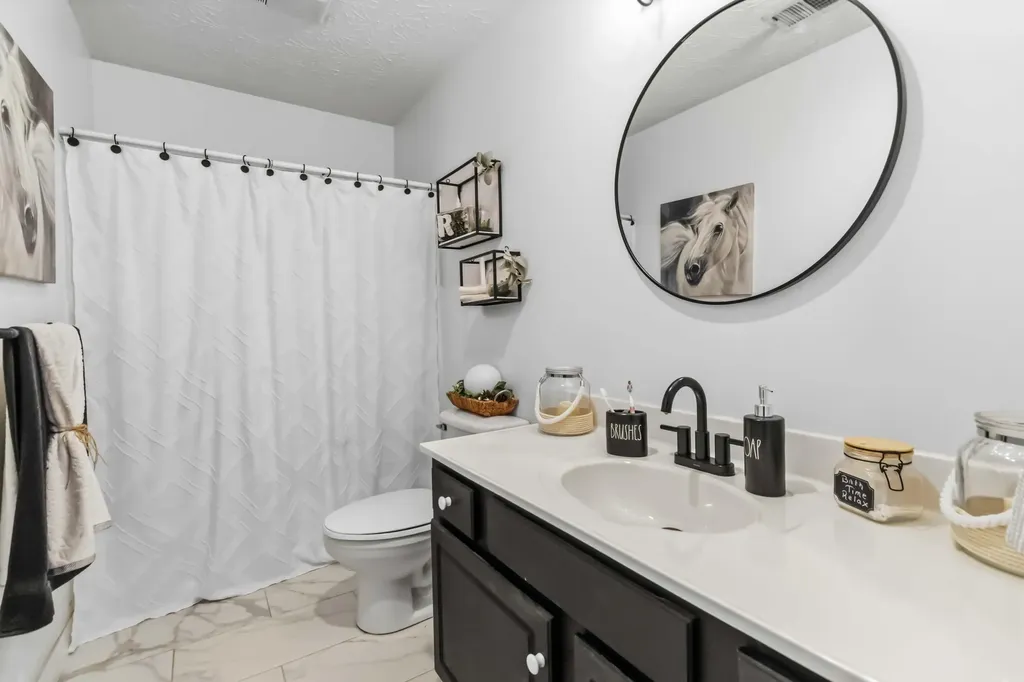 398 Carriage Lane Jamestown KY 42629