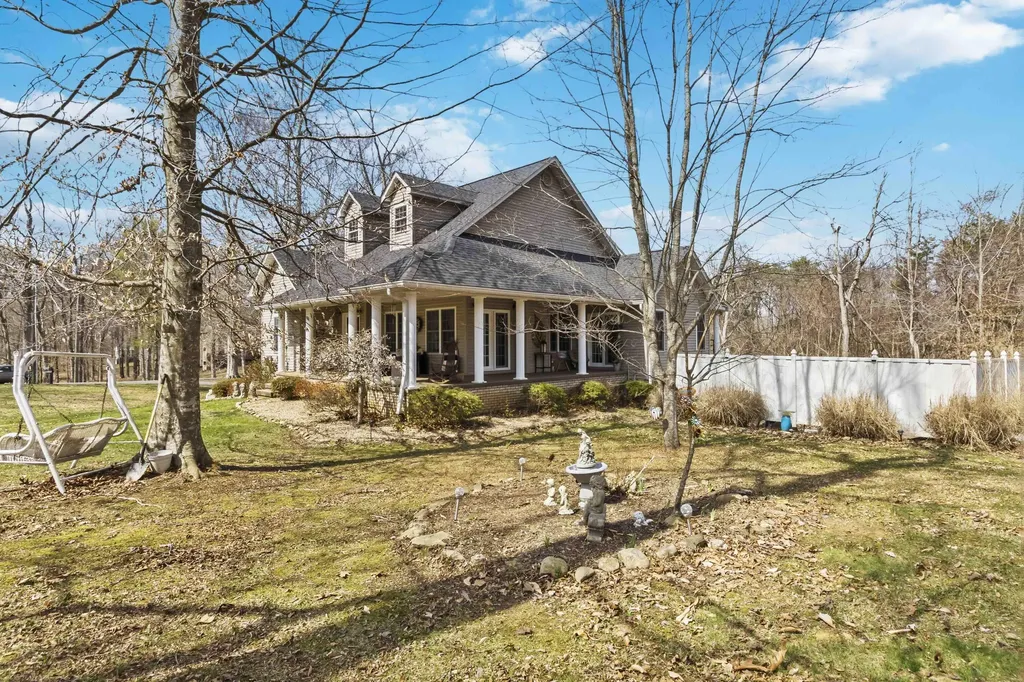 398 Carriage Lane Jamestown KY 42629
