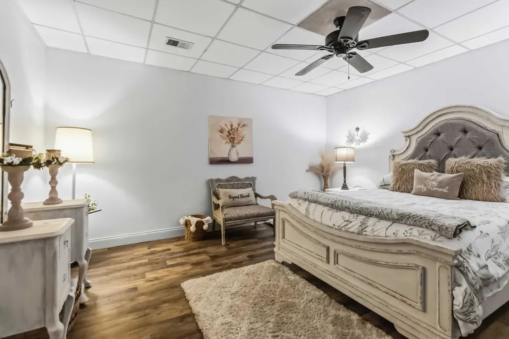 398 Carriage Lane Jamestown KY 42629