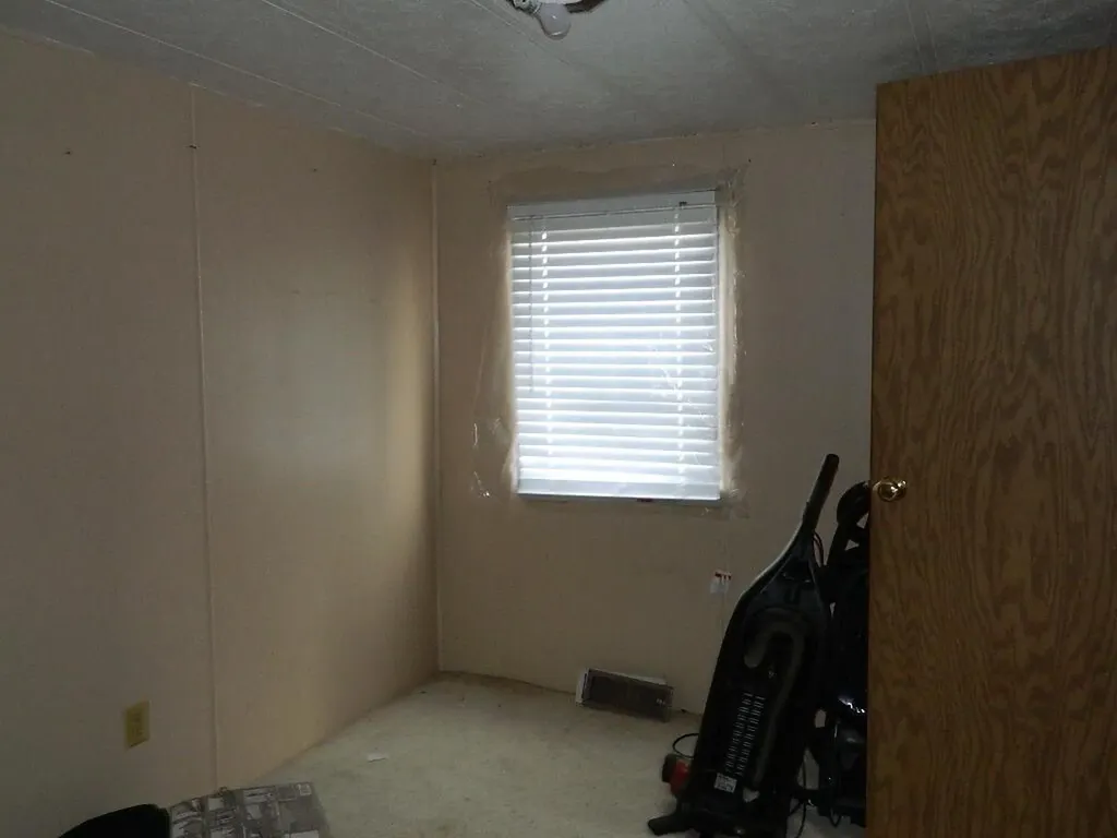 150 Brown Ridge Road Irvine KY 40336