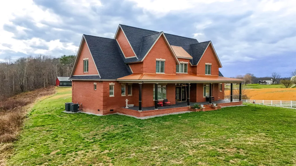 128 Marcum Trail East Bernstadt KY 40729