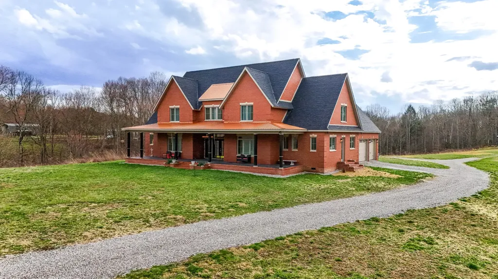 128 Marcum Trail East Bernstadt KY 40729
